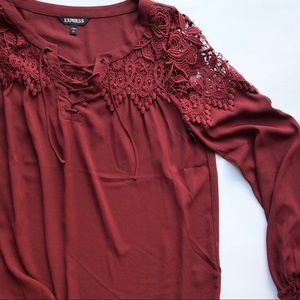 Express Lace and Lace up detail